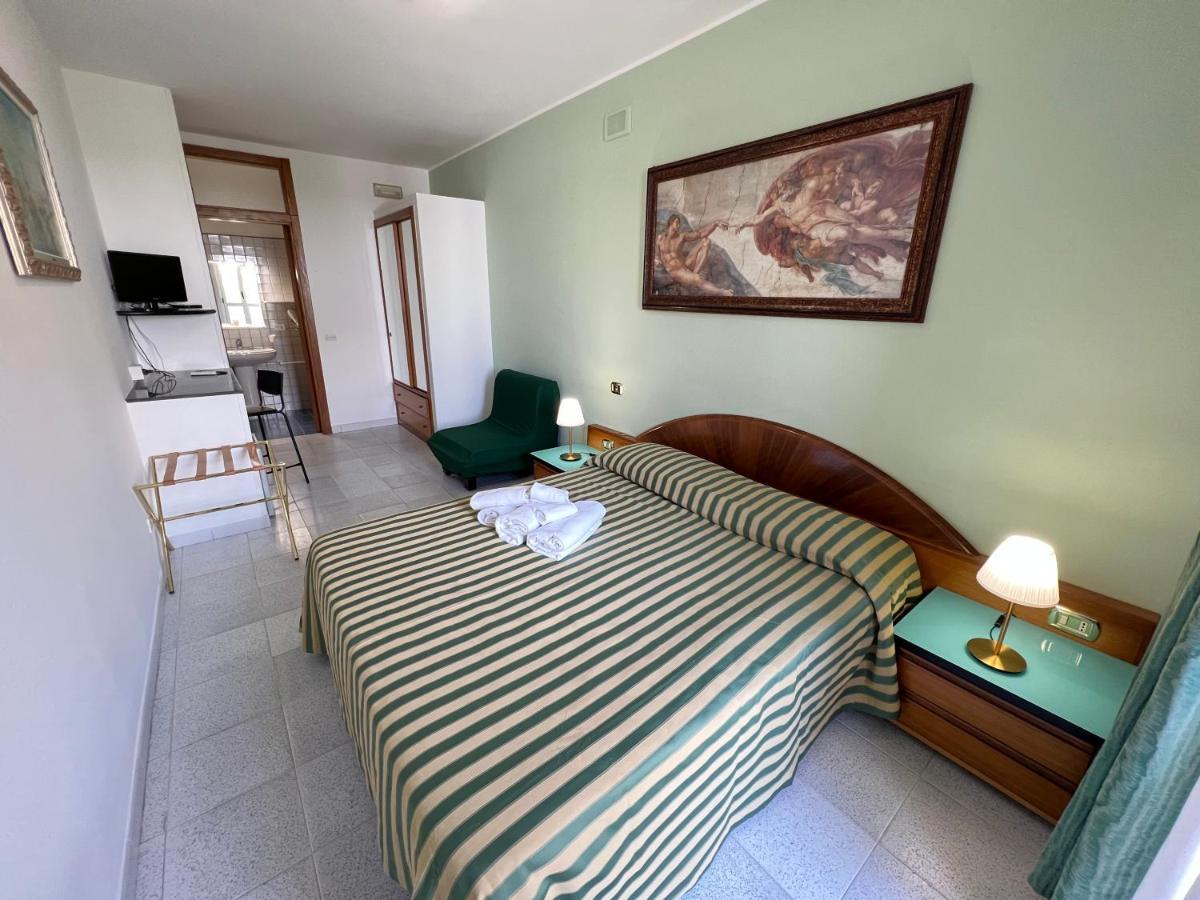 Hotel Minerva Otranto Exteriör bild